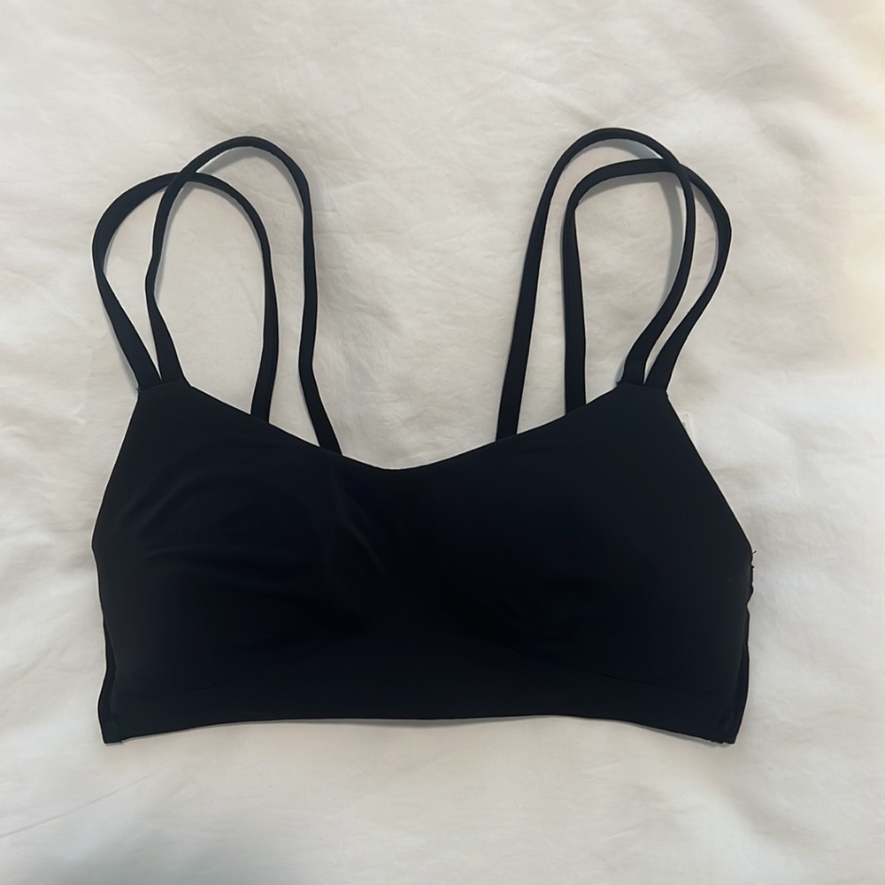 ✨ NWOT Lululemon Like A Cloud Bra Size 2